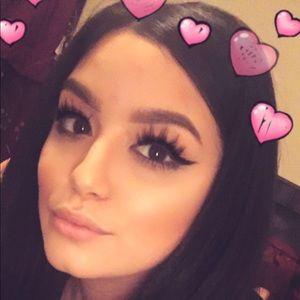 Meet your Posher, Veronica